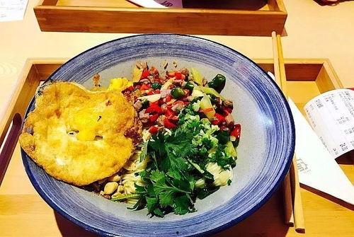 湖州吃瓜姐铁头