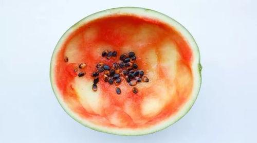 息烽吃瓜事件真相,真相背后的惊人内幕